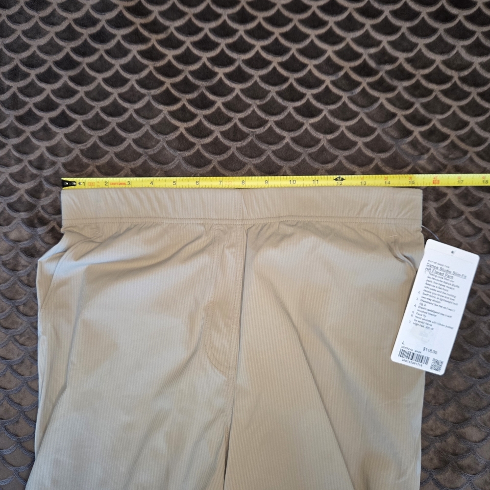 NWT Lululemon Dance Studio Slim-Fit HR Flared Pant in Sheer Oak - Size L - Picture 5 of 7
